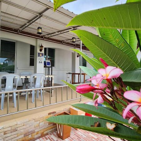 Nuch'S Apple Guest House Si Bun Ruang Zewnętrze zdjęcie
