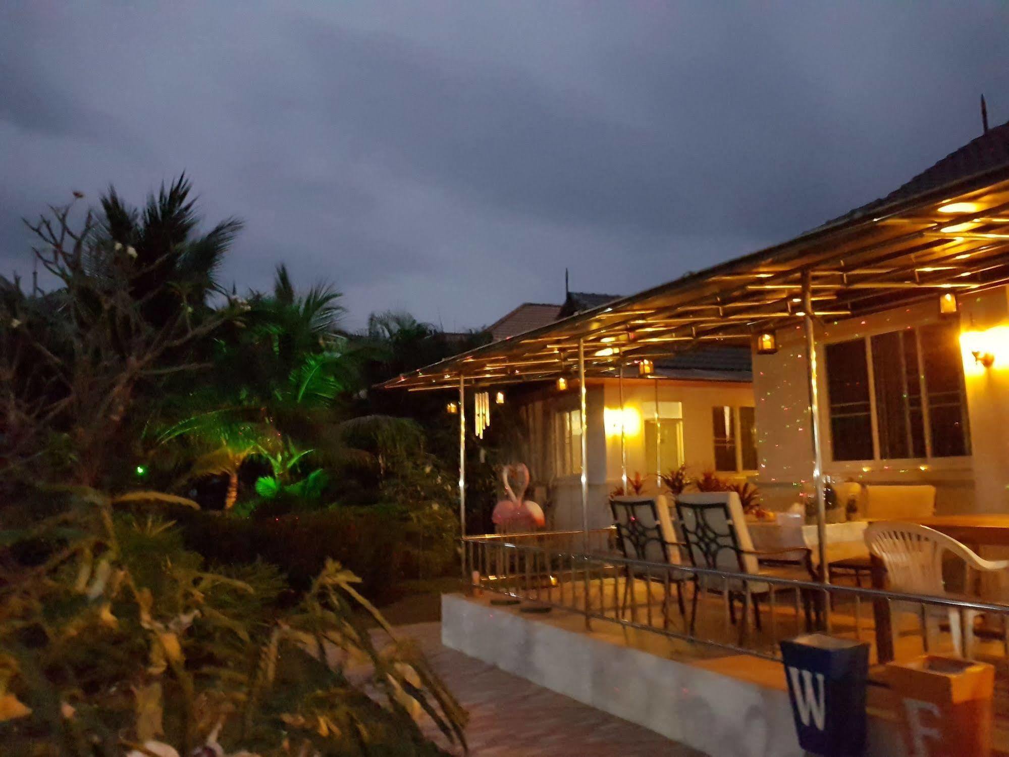 Nuch'S Apple Guest House Si Bun Ruang Zewnętrze zdjęcie